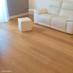 Piso Flotante Laminado Frigg Basic Pro Arenis Click 7mm HDF Encerado 2.94m² AC3 - Image 2