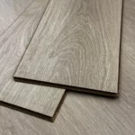 Piso Flotante Laminado Frigg Basic Pro Ceniza Click 7mm HDF Encerado 2.94m² AC3 - Image 4