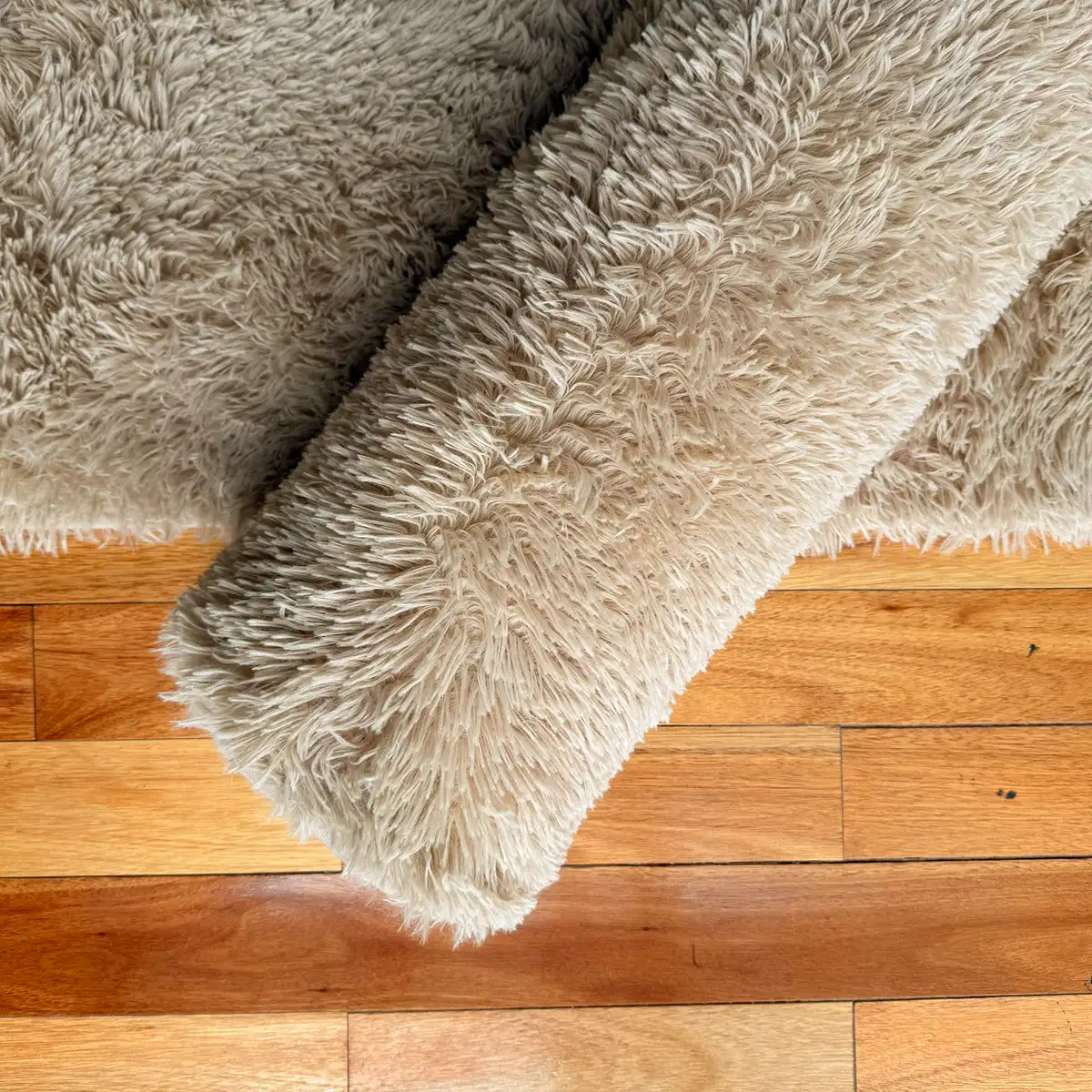 Pelo largo - Arena -01 Alfombra Nórdica Pelo Largo Frigg Antideslizante Arena 100x150 cm - Image 1